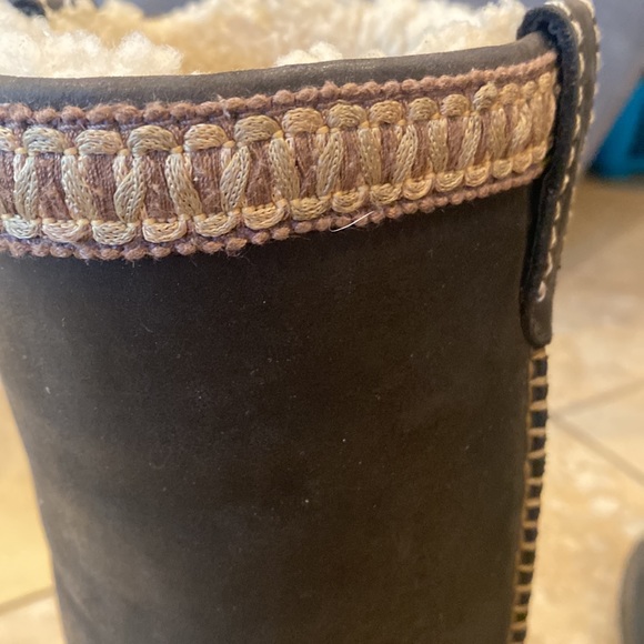 UGG Australia Boots With fur Size 8 - Picture 10 of 15